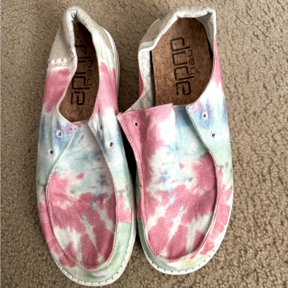 Hey Dudes tie dyed size 11
